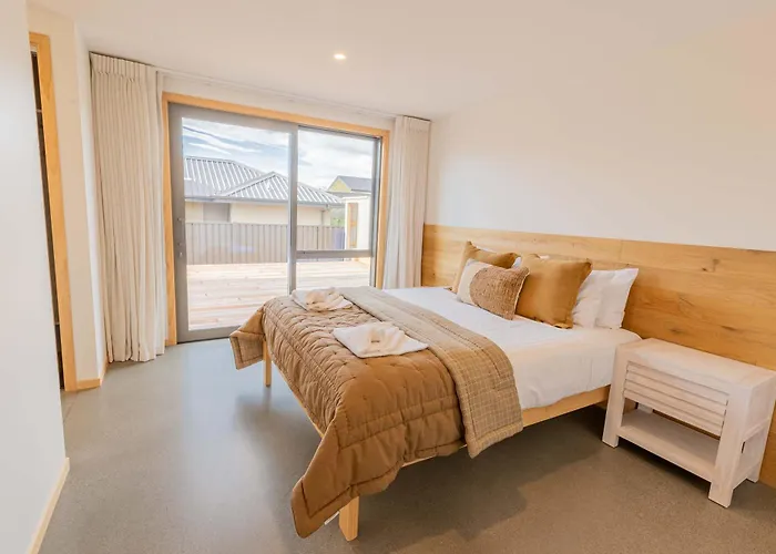 Vakantiehuis Sunny & Spacious On Scurr Terrace Wanaka