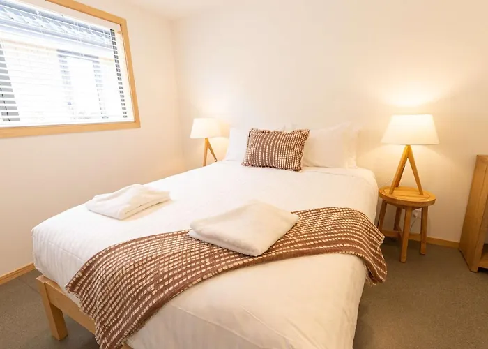Sunny & Spacious On Scurr Terrace Vakantiehuis *